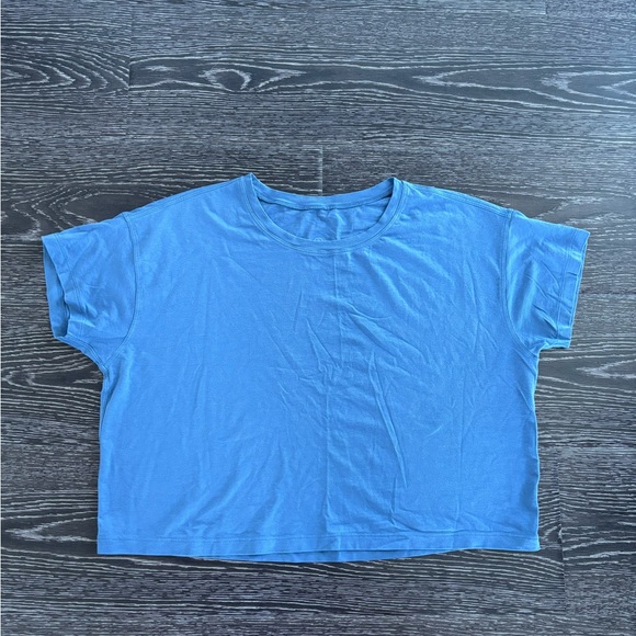 lululemon Cates Tee Size 6 Oasis Blue - Picture 1 of 3